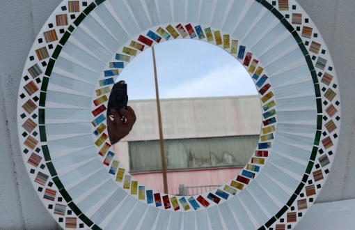 Arte del mosaico di specchi di Phetchaburi in Thailandia