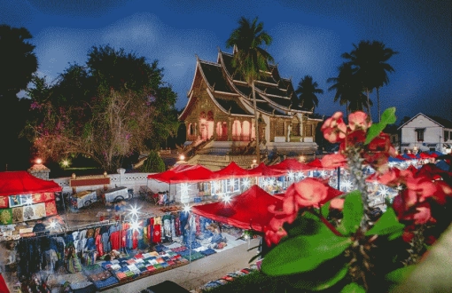 Esplora il mercato notturno di Luang Prabang