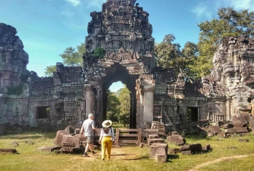 Siem Reap - Preah Khan Kampong Svay (Kampong Thom) (L,D)