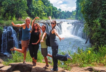 Pakse – Ubon Ratchathani – Partenza (B, L)