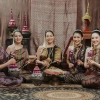 Il costume tradizionale in Laos: espressione di cultura e tradizione