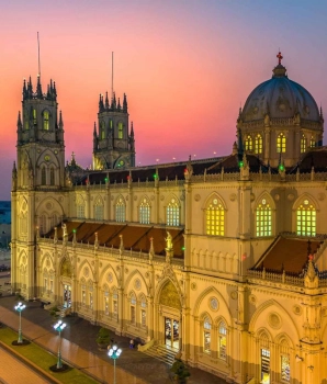 Nam Dinh in 1 giorno: Le Meraviglie Gotiche