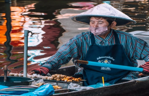 Mercati galleggianti in Thailandia: Pattaya o Bangkok – Dove andare?