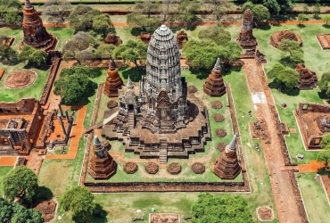 Parco storico di Ayutthaya - Bangkok - Volo per Chiang Mai