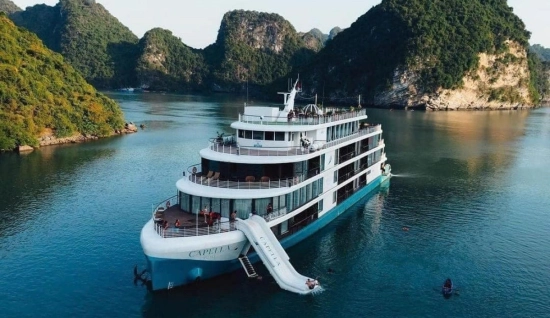 Cat Ba e le spettacolari cime di Lan Ha 2 giorni 1 notte