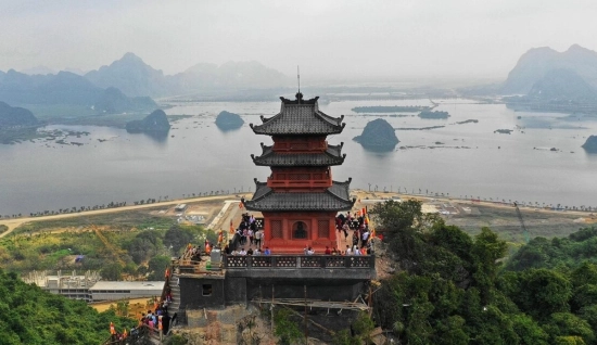 Escursione ad Hanoi - Esplorazione della Pagoda dei Profumi