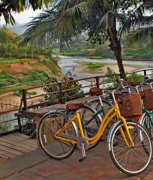 Tour in Bicicletta in Laos 7 Giorni: Siti Patrimonio