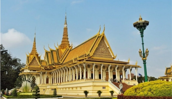 Viaggio in Laos e Cambogia 9 giorni - Differenze culturali tra i due paesi