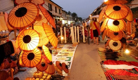 Viaggio breve a Xieng Khuang 3 giorni: Storia, Giare e Tradizioni