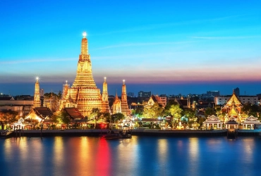 Arrivo a Bangkok (-)