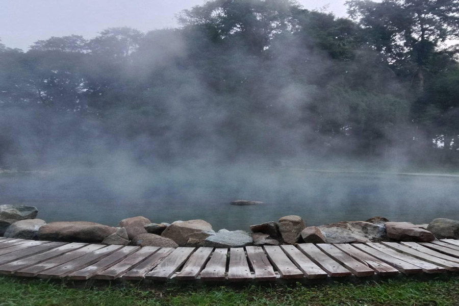 Huay Mark Liam è noto per le sue piscine di acqua calda in uno scenario meraviglioso.