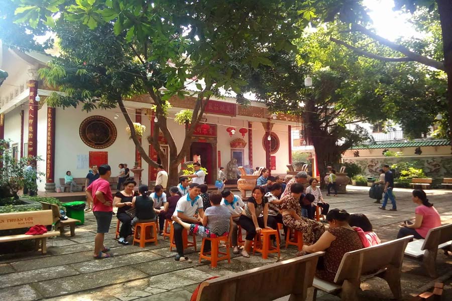 Hoi Quan Quang Trieu