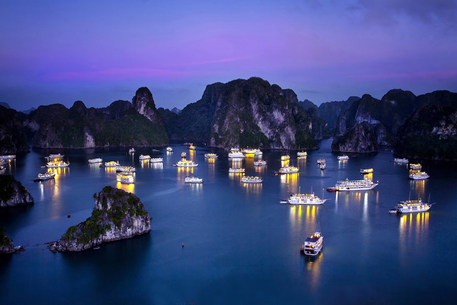 Il periodo migliore per visitare le meravigliose grotte della baia di Ha Long