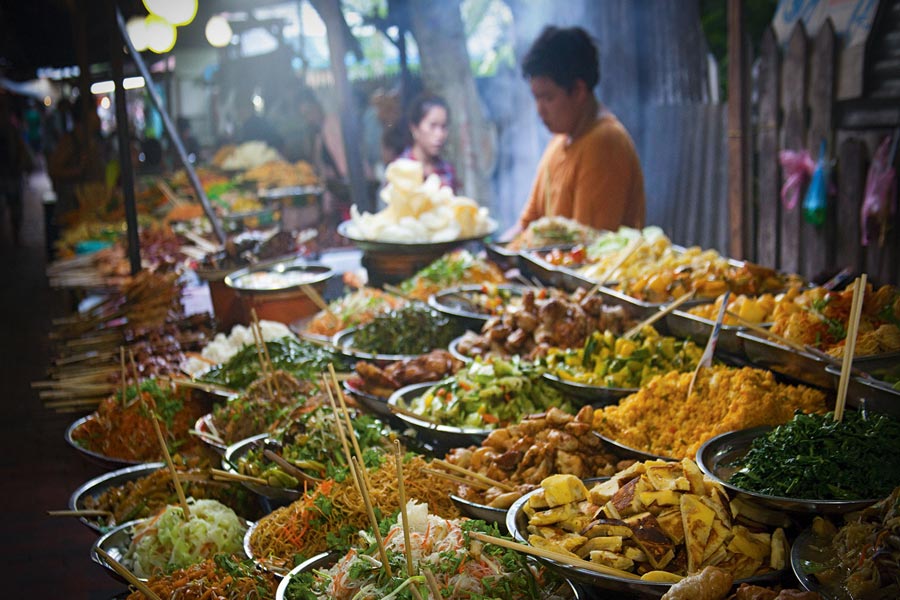 Bangkok è un luogo ideale per mangiare fuori
