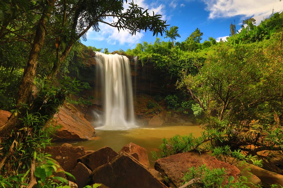La cascata Saphan Hin