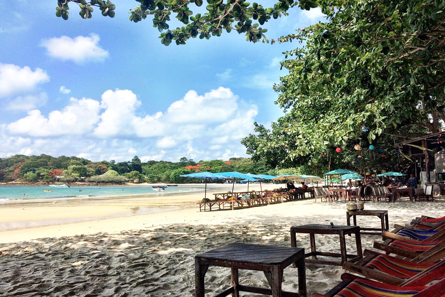 La bellezza della spiaggia di Ao Wong Duan