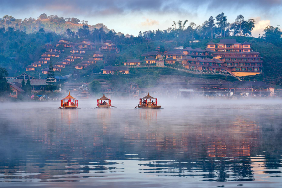 Lago di Ban Rak Thai