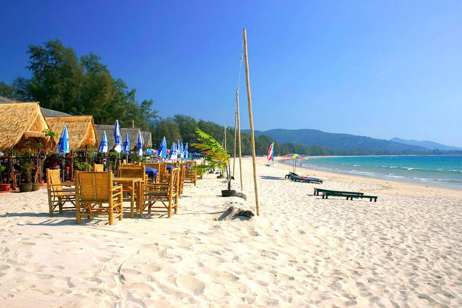 I ristoranti localli sulla spiaggia di Bang Tao