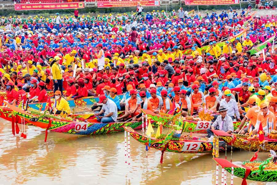 Bon Om Touk - Festival più famoso in Cambogia