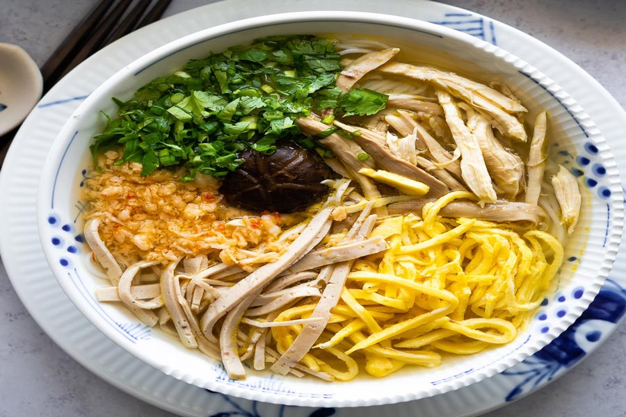Bun thang ad Hanoi