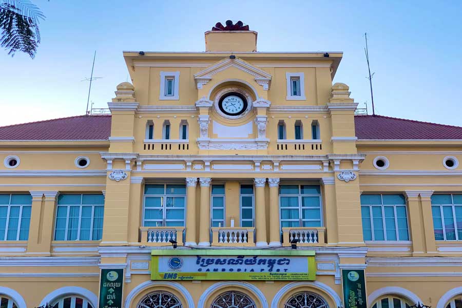 L'Ufficio Postale Centrale di Phnom Penh