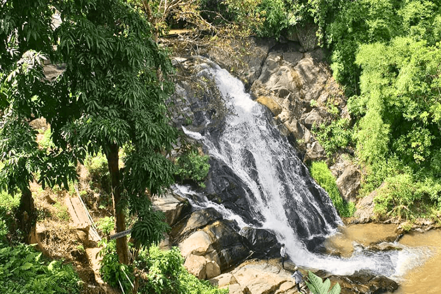 Cascata di Otavao - Guida di viaggio - Attrazione in Pailin