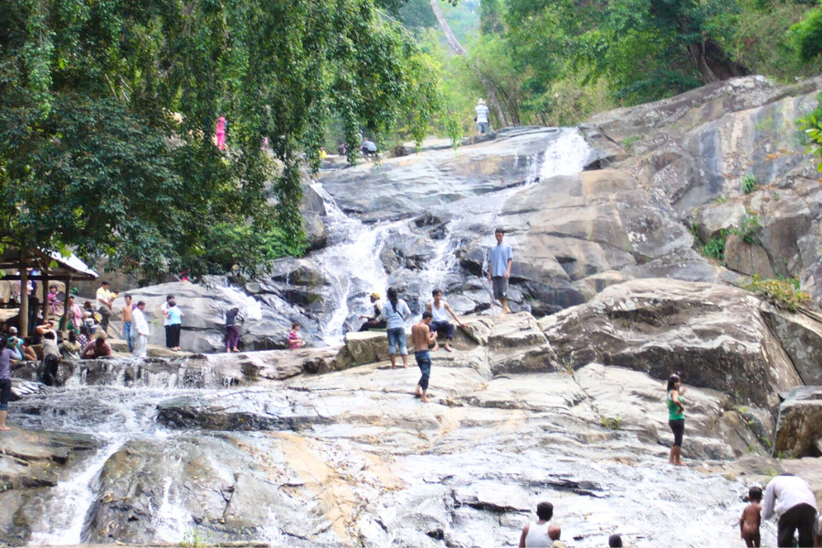 Cascata di Phnom Thiev - Guida di viaggio - Attrazione in Pailin