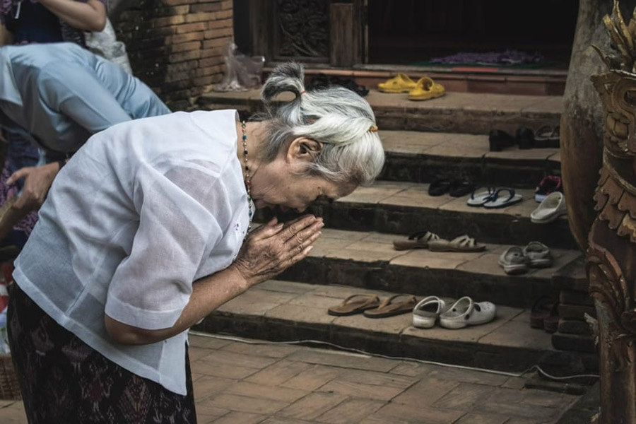 Etiquettes in Laos