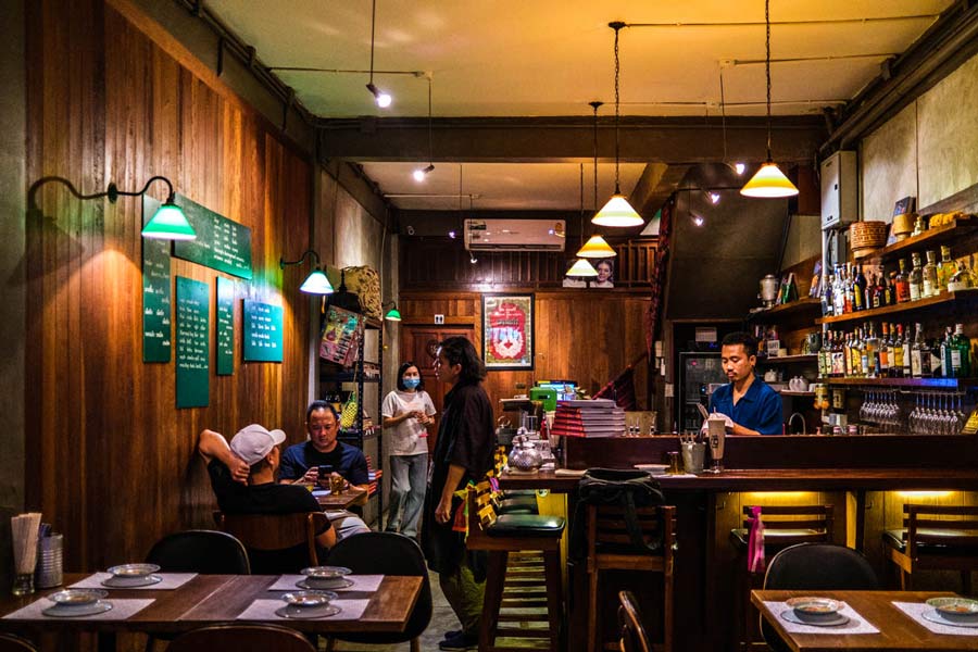 Err Urban Rustic Thai