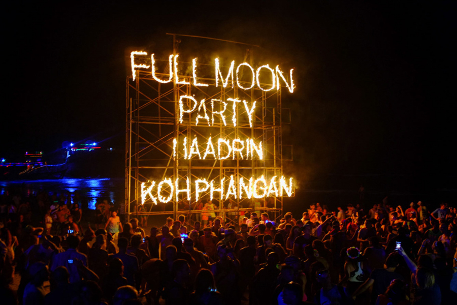 Festa della Luna Piena è il festival più famoso dell'isola di Koh Phangan