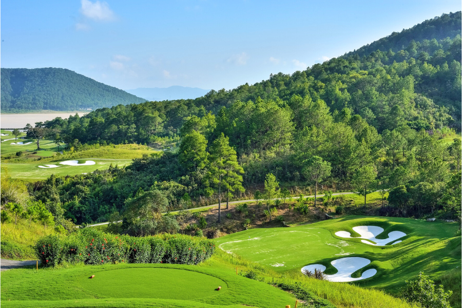 Guida al golf in Vietnam: I 10 migliori campi e resort di livello mondiale