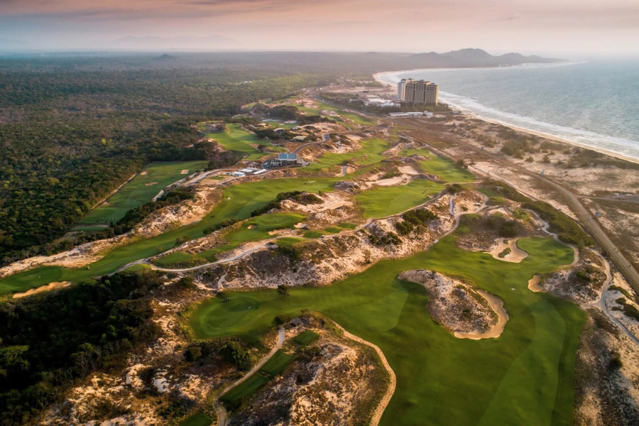 Guida al golf in Vietnam: I 10 migliori campi e resort di livello mondiale