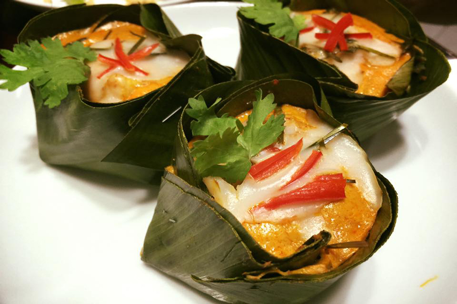 Hor Mok Talay - Crema di pesce al vapore