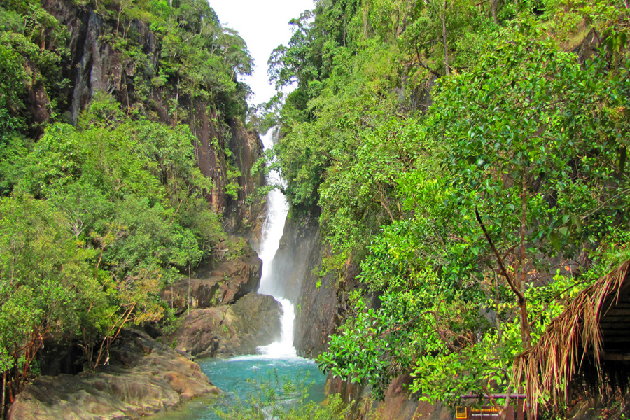 Scopri la bellezza della cascata di Khlong Phlu