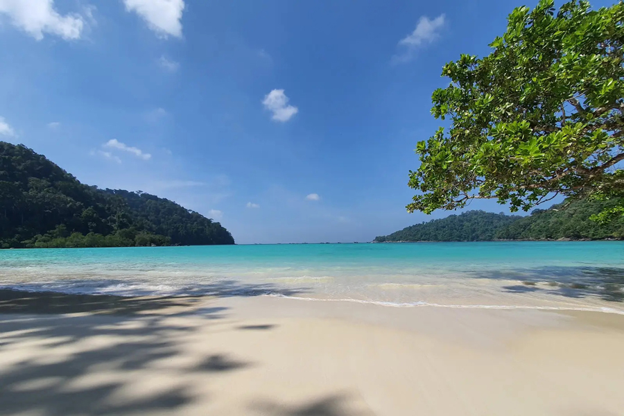 La bellissima spiaggia del'isola di Koh Phra Thong