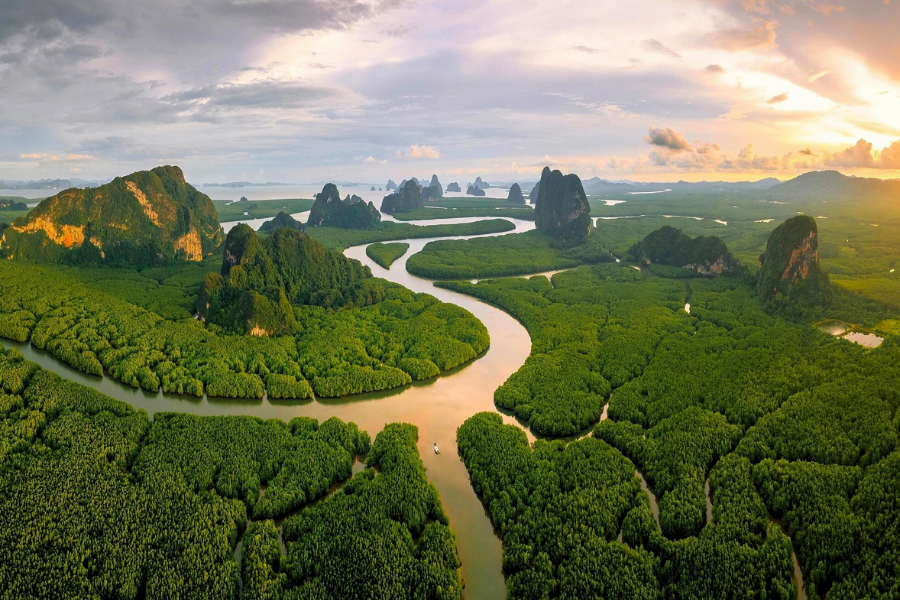 La baia di Phang Nga - Guida di viaggio - Attrazione in Thailandia