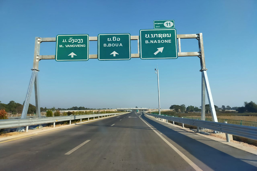 Indicazioni in Lao