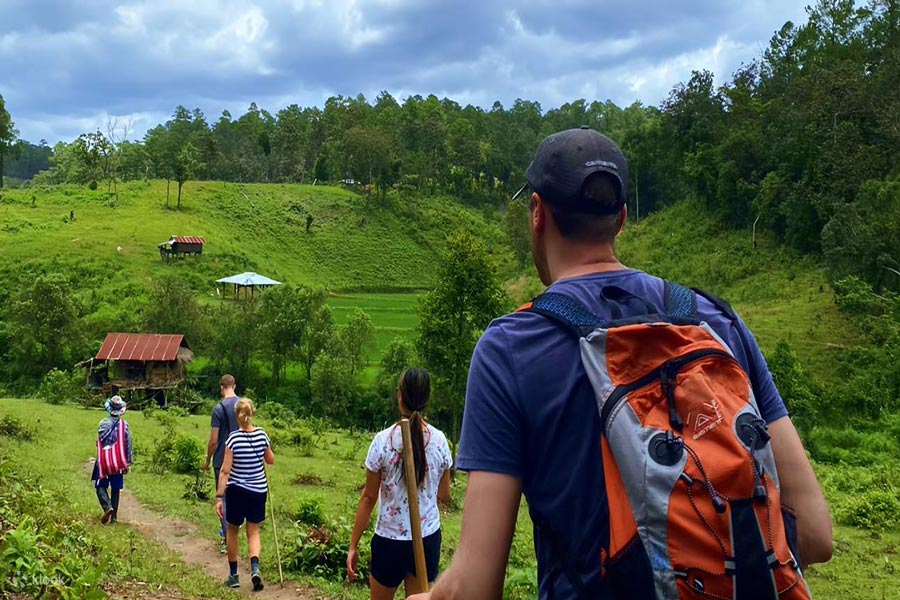 Escursione alla tribù delle colline Mae Wang