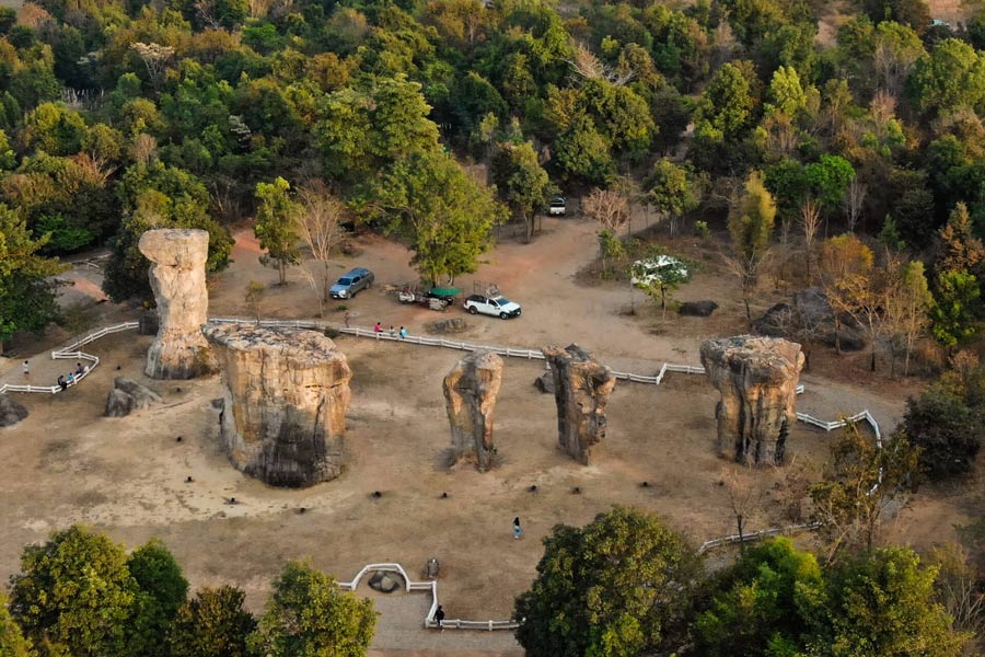 Mor Hin Khao - Guida di viaggio - Attrazione in Thailandia