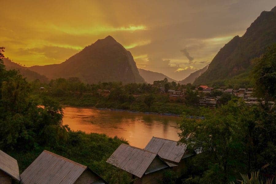 villaggio antico nong khiaw