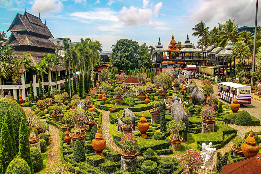 La specialità del giardino tropicale di Nong Nooch