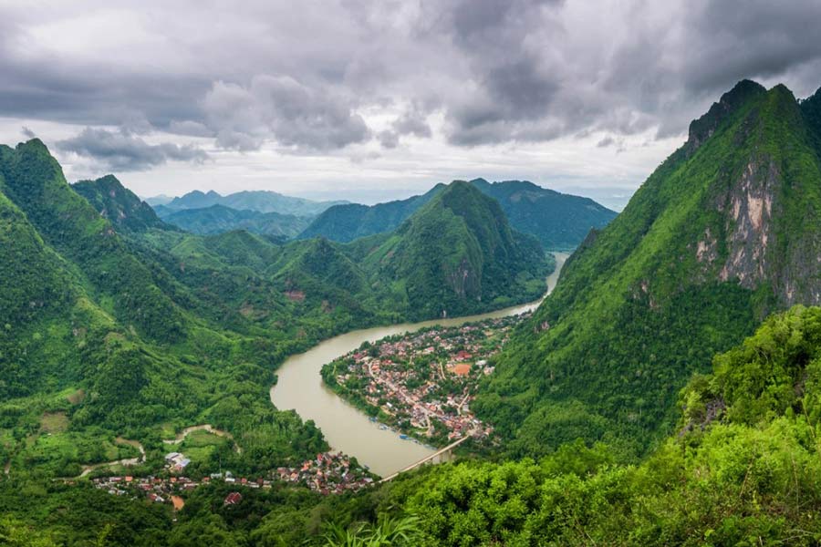 Nong Khiaw