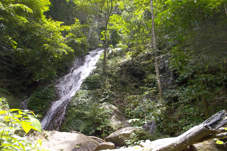 Cascata di Pak Jam