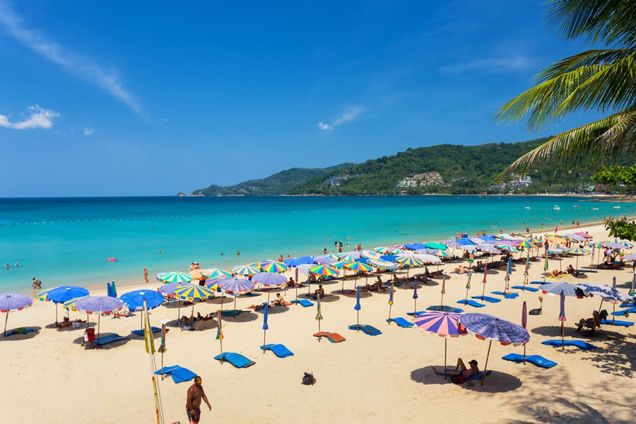 La bellezza della spiaggia di Patong
