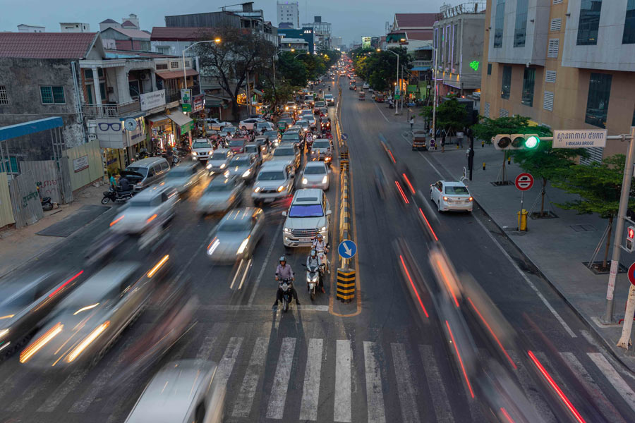 Phnom Sampeau - Guida di viaggio - Attrazione in Cambogia