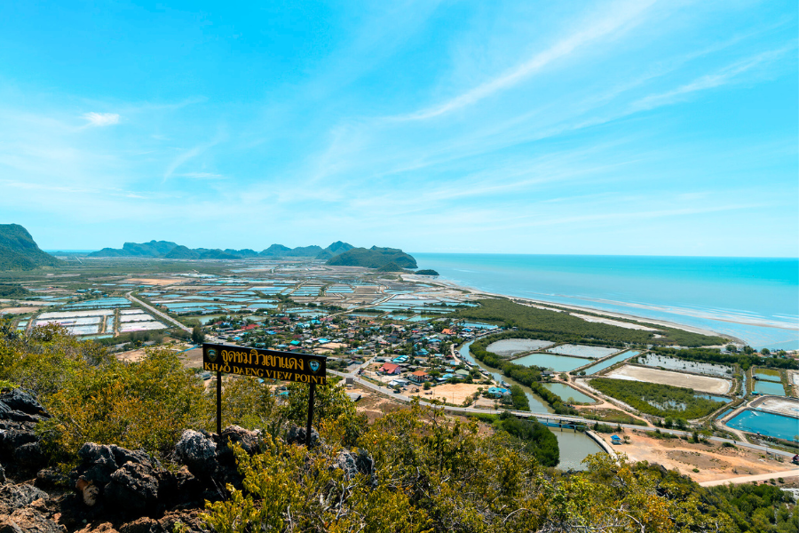 Prachuap Khiri Khan - Guida di viaggio - Attrazione in Thailandia
