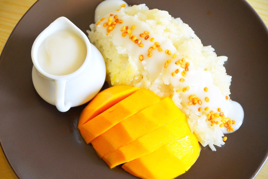 Riso appiccicoso al mango 