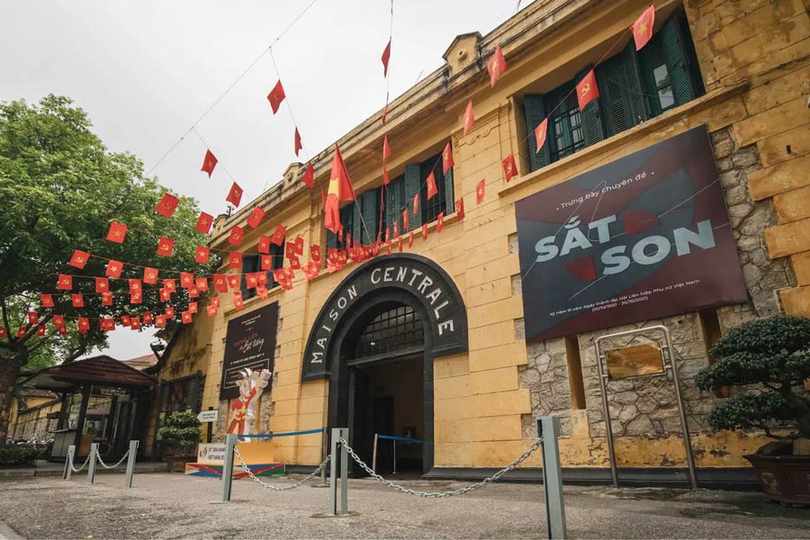 Scoprite la bellezza di Hanoi attraverso Ritiro storico della prigione di Hoa Lo