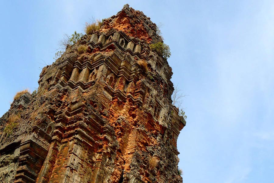 Roluos - Guida di viaggio - Attrazione in Cambogia 