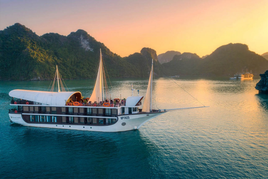 Tour crociera di Ha Long a Quang Ninh in Vietnam
